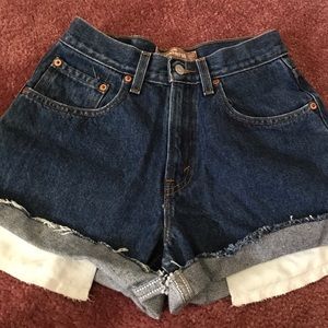 Vintage Levi’s shorts